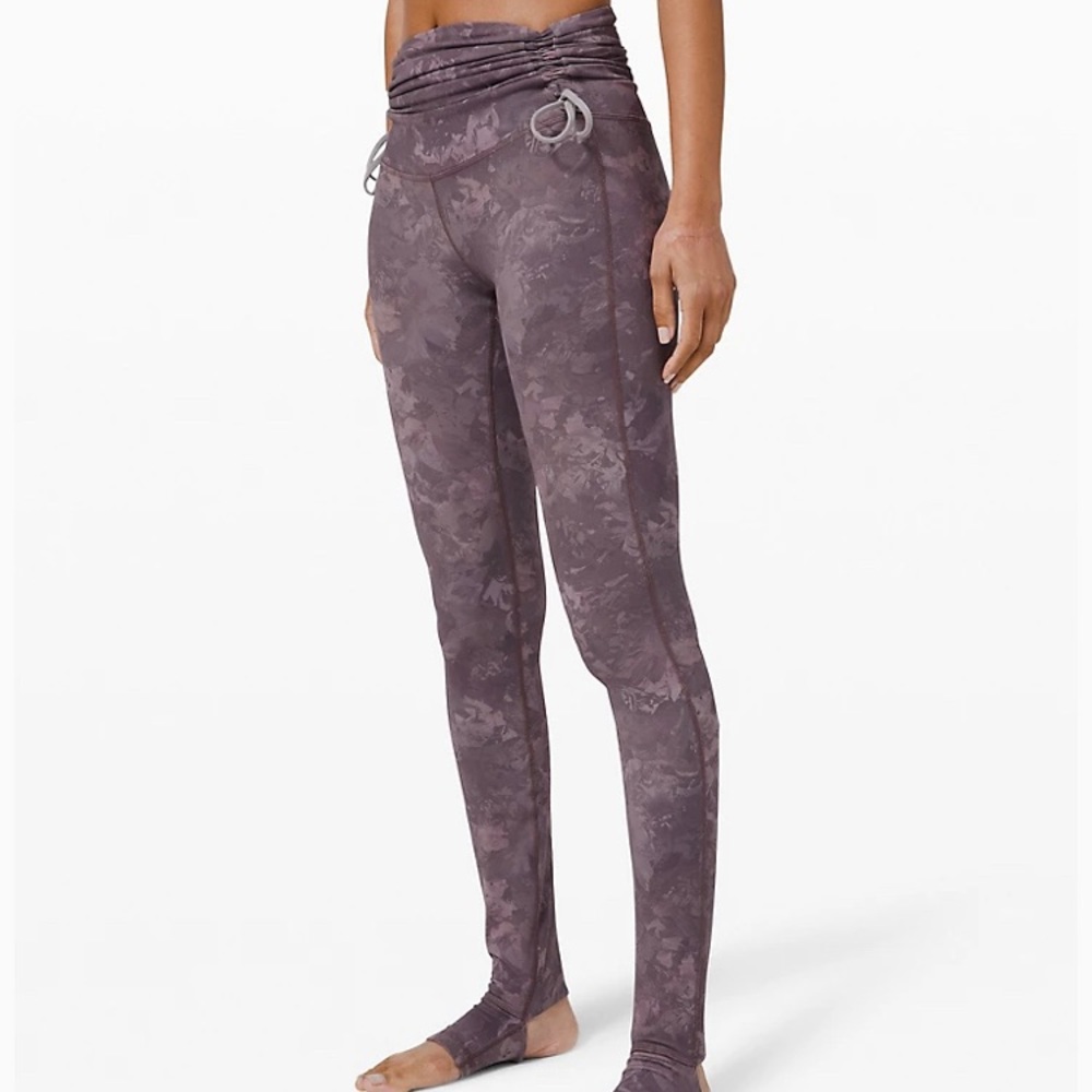 Lululemon Hug Your Core SHR